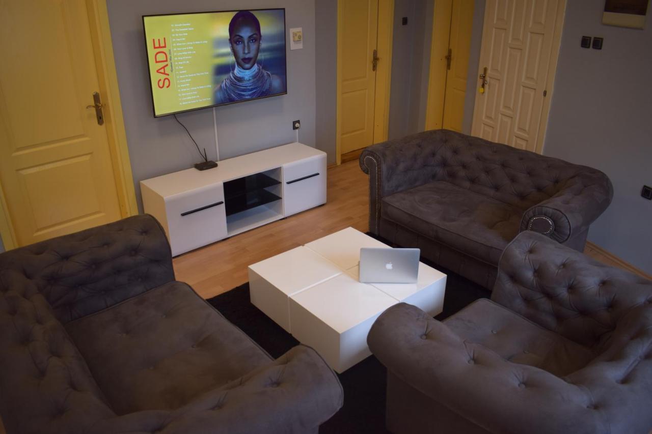 Klara'S Apartment Ni エクステリア 写真